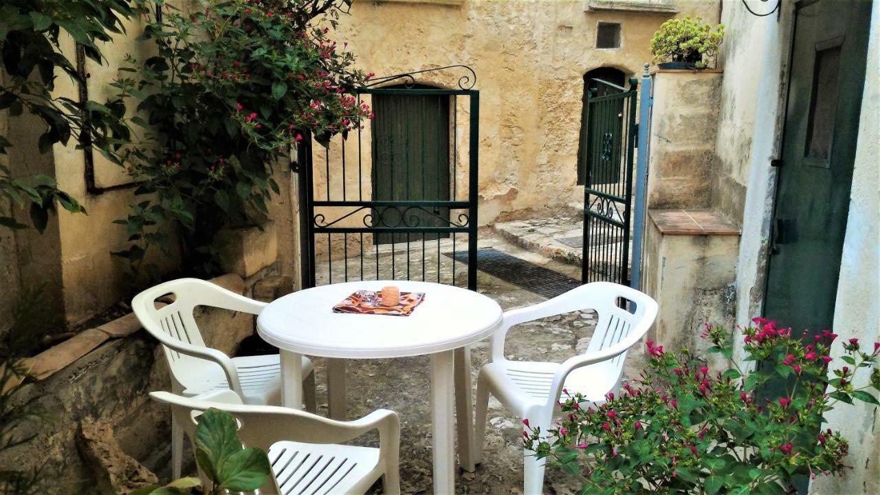 Nei Sassi Da Nino Bed & Breakfast Matera Exterior foto